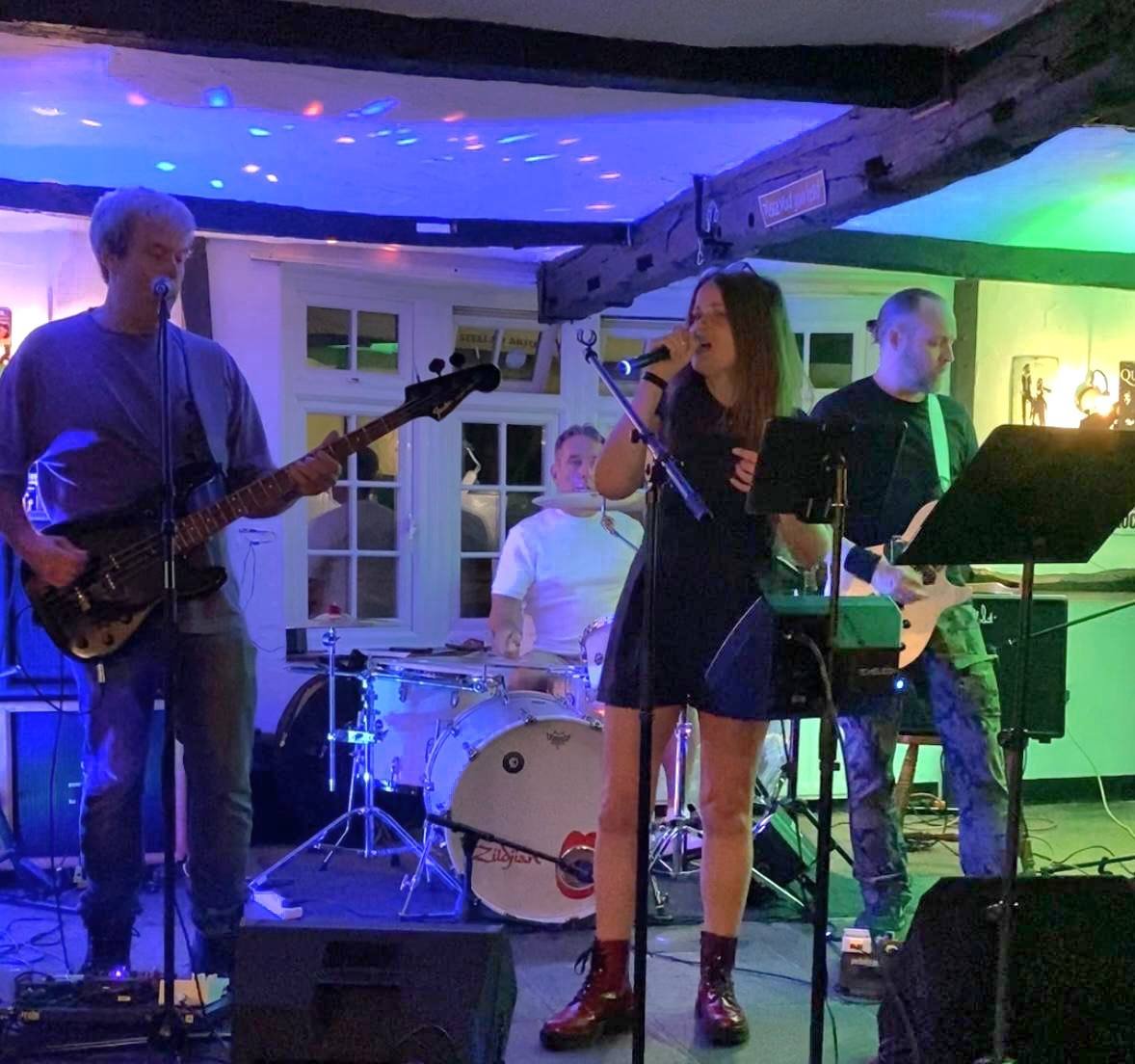 Live Music at The Snooty Fox